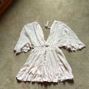 Vici lace romper!